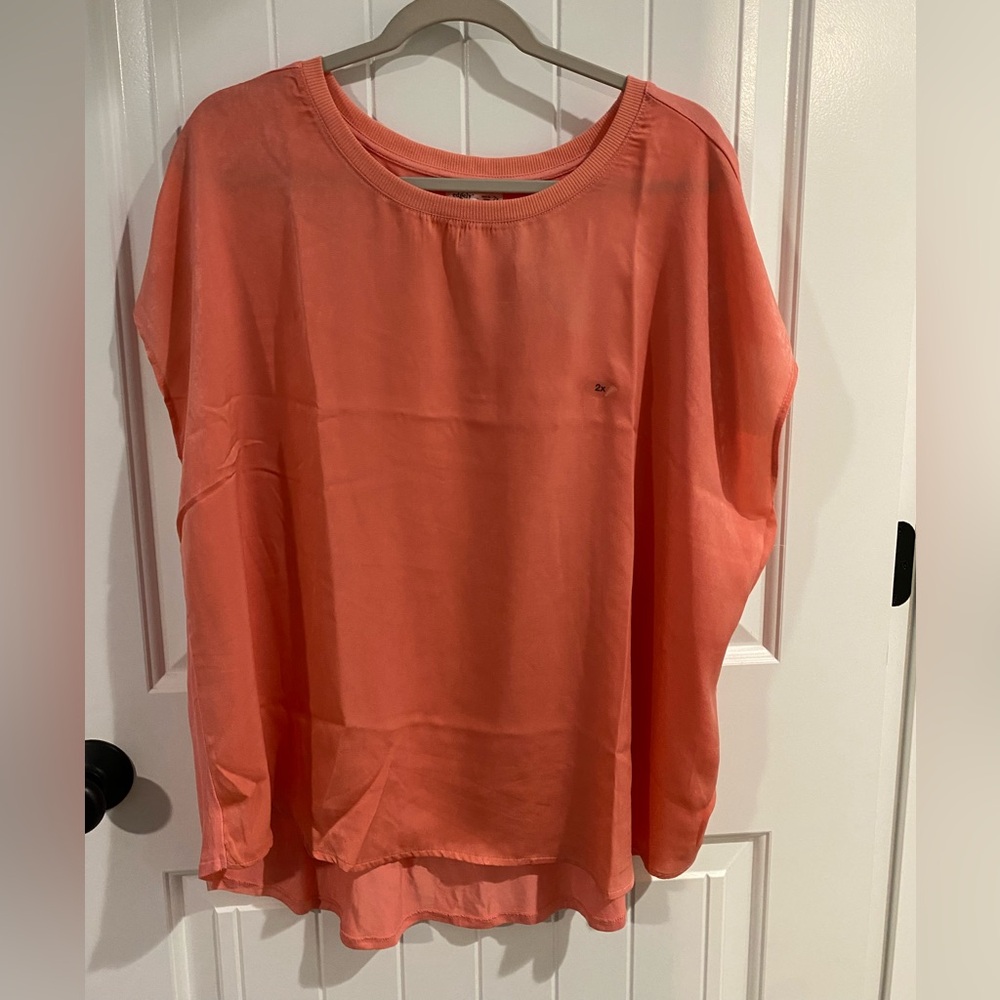 🛍️SALE…Maurices Vibrant Coral Blouse